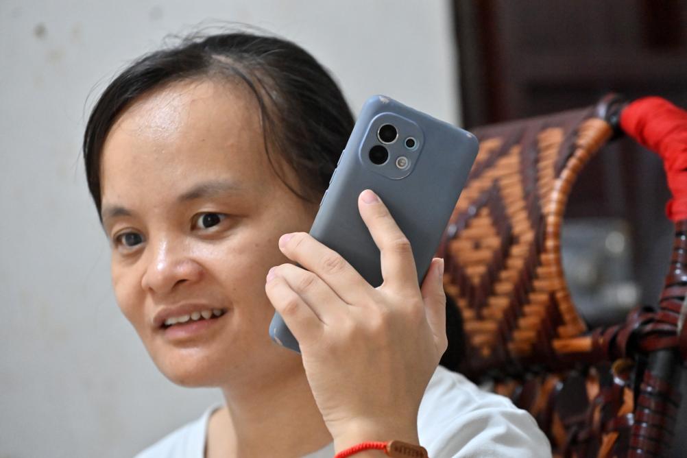 靠写作发现自己光芒——一名“85后”视障作家的梦想追逐